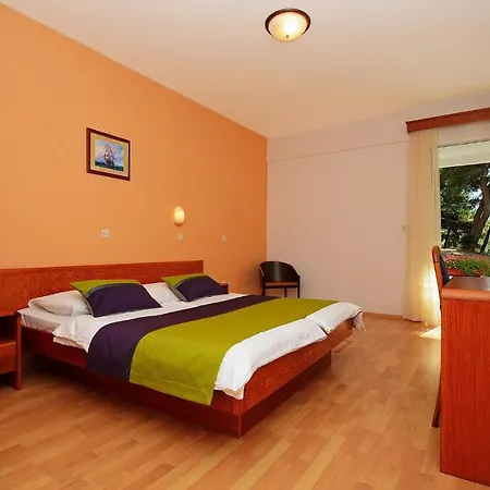 Apartment Near Sea *